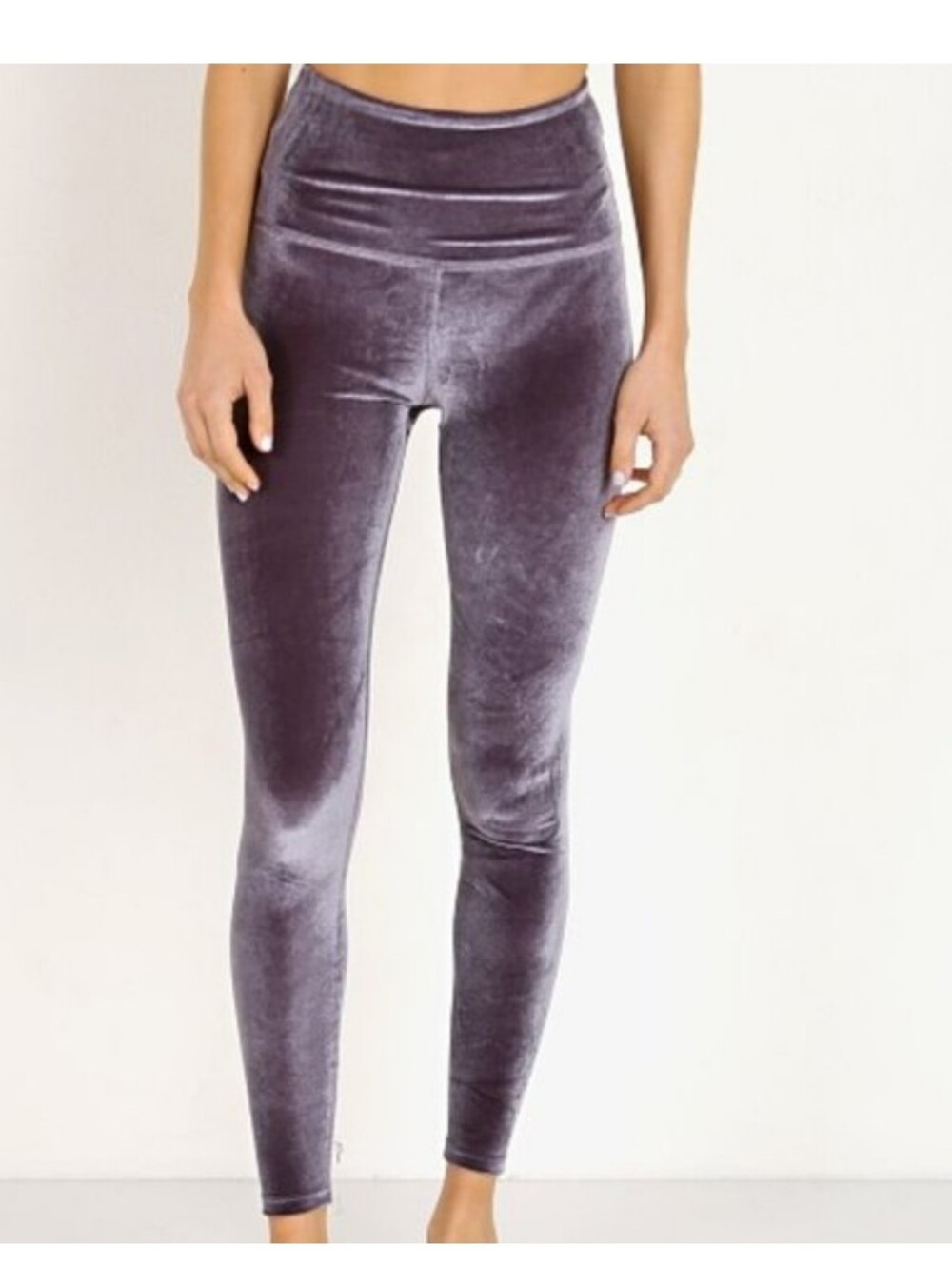 Beyond Yoga Velvet Motion High Wasted Midi Legging Size M Nwot